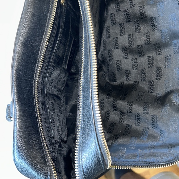 Michael Kors Alexis Black Pebble Leather Bag - Picture 7 of 15